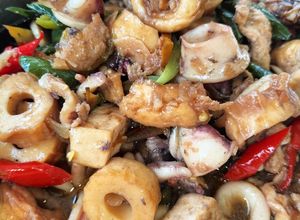 Foto resep Oseng cumi, chikuwa dan tahu putih