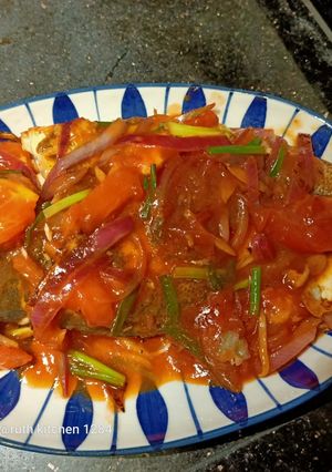 A picture of Sweet Sour Fish Kantonis style.
