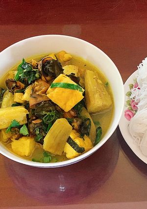 Hình của món Ốc nấu chuối đậu.