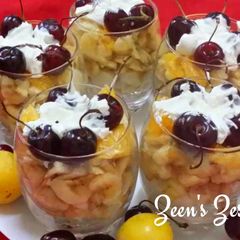 A picture of Fruit Trifle Shots.