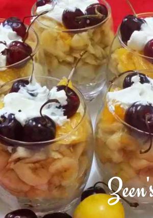 A picture of Fruit Trifle Shots.