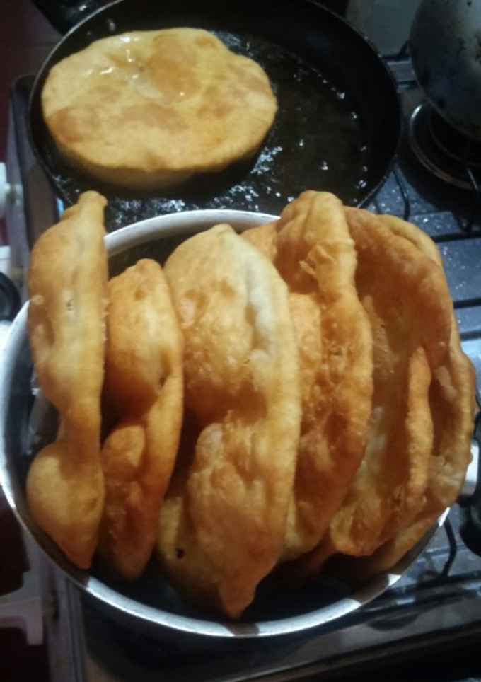 Una foto de Torta frita uruguaya