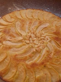 صورة لوصفة كيكة التفاح 🍏