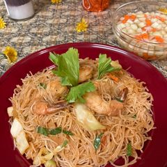 A picture of Shrimp Fried Vermicelli/Bihun Goreng Udang.