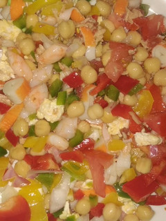 Una foto de Ensalada de garbanzos