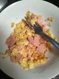 Huevos revueltos/batidos con mortadela