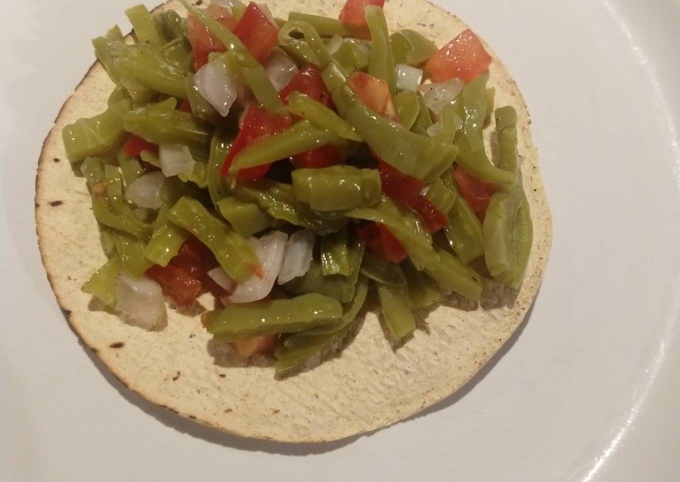 Tostada de nopales