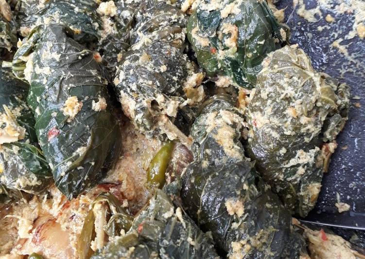 Cara Masak Buntil Daun Singkong yang Enak Banget