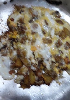 صورة لوصفة بيض وبصل أخضر وبطاطا