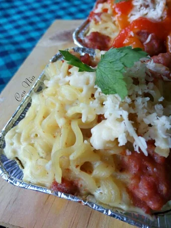 Easy Steps to Prepare Recipes 22. Mie Schotel Kukus the So Delicious Really Delicious.