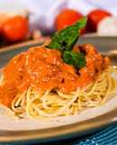 Fideo con Pollo en Salsa Rosada