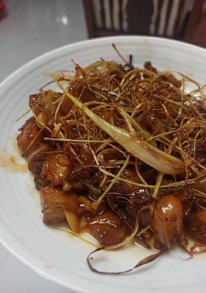 Hình của món Ba chỉ chiên mắm sả.