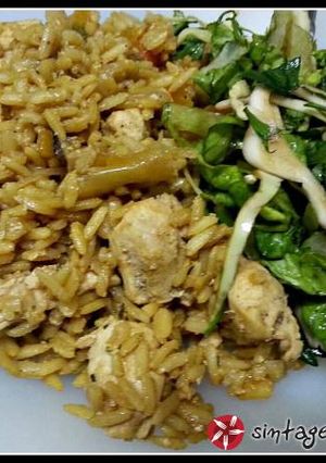 A picture of "Fried" Rice with Chicken and Vegetables.