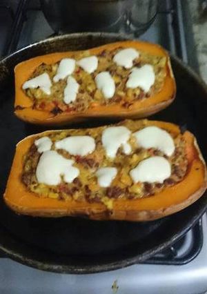 Una foto de Calabaza rellena con carne y choclo