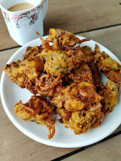 A picture of Crispy Onion Pakoda.