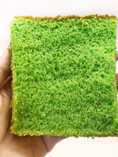 Foto resep Pandan Chia Chiffon Cake
