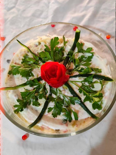 عکسی از دستور سالاد الویه