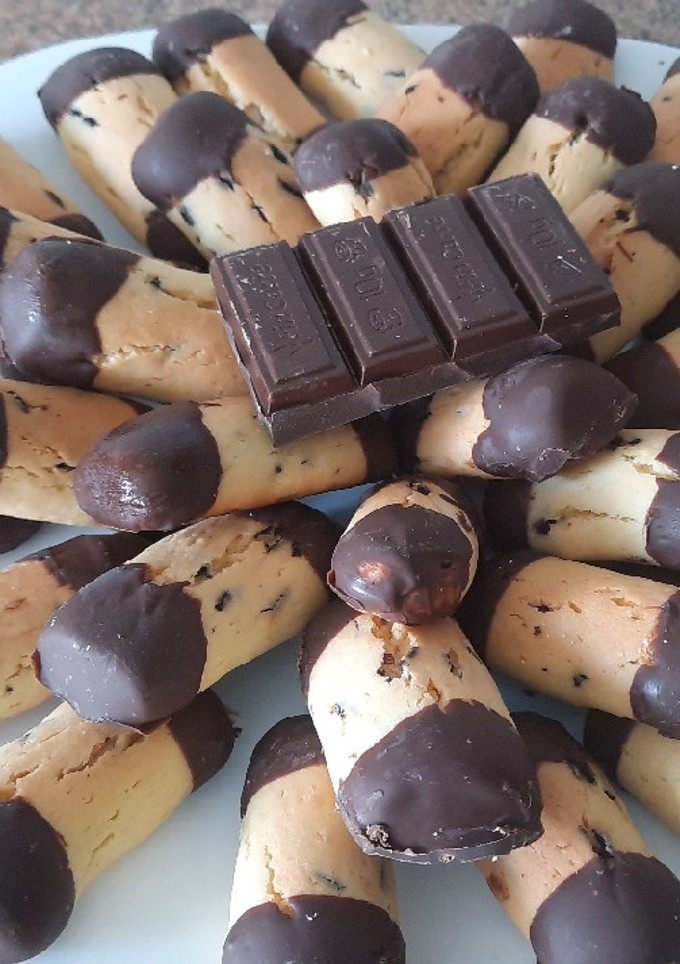 Una foto de Galletas de chocolate sin mantequilla fáciles y rápidas