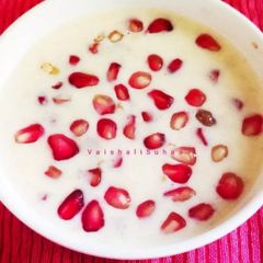 Rabdi with Pomegranate seeds A picture of Rabdi with Pomegranate seeds.