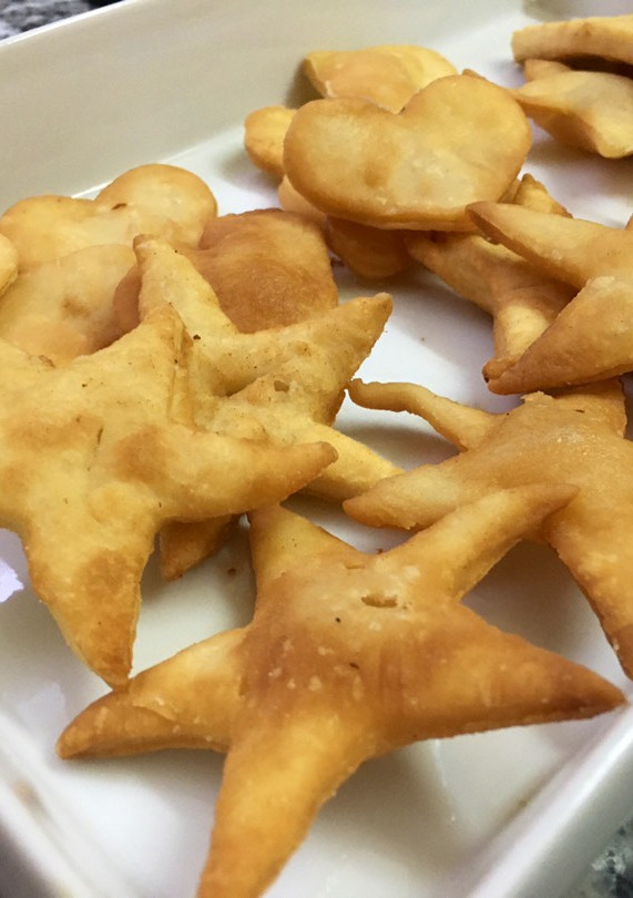 Una foto de Torta fritas RICAS Y DIVERTIDAS 🤩