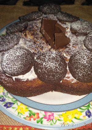 A picture of Oreo biscuits Chocolate coffee cake.