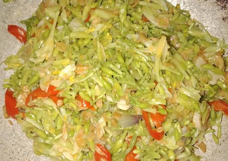 Tumis bunga pepaya