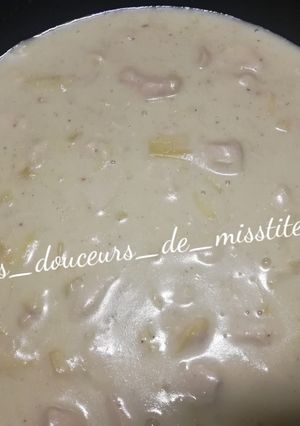 Une photo de Filet de poulet façon vol au vent