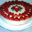 Tarta de fresas con nata (sin horno)