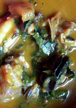A picture of Native soup with snails.