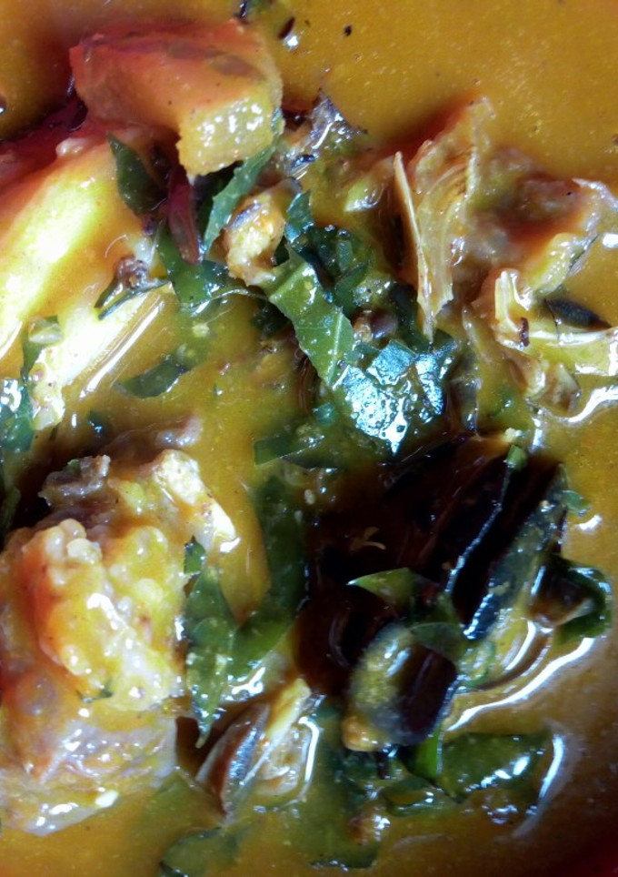 A picture of Native soup with snails.
