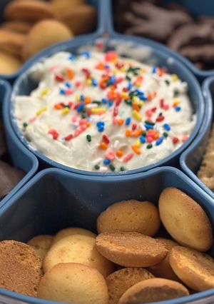 A picture of Funfetti Dip/ 90’s Dunkaroo Dip / cake Dip.