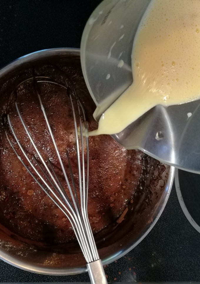 Una foto de Crema pastelera de chocolate 🍫