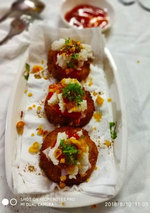 A picture of Idli chat pata chat.
