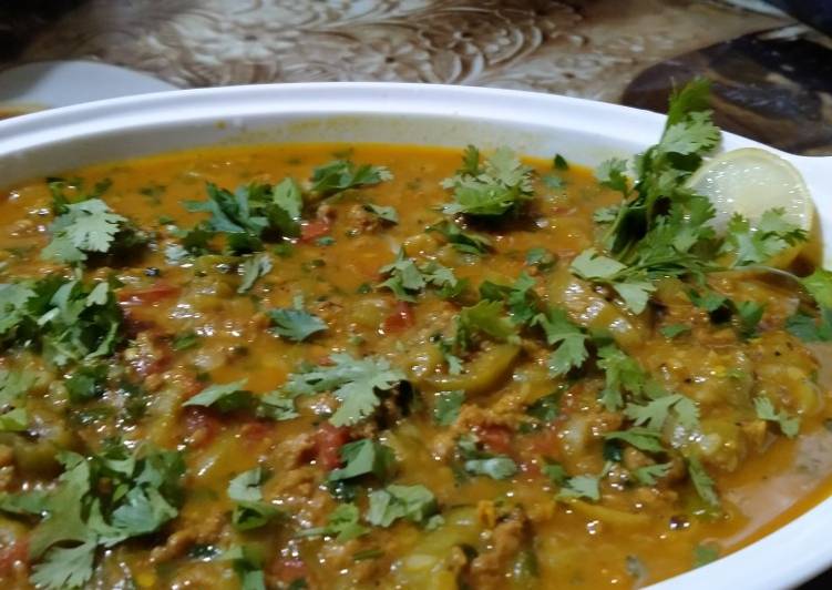 How to Prepare Super Quick Homemade Turai qeema Hara masala ♥️