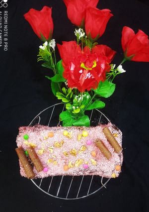 A picture of Walnut stuffed travel cake.