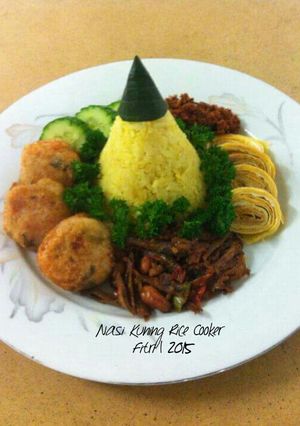Foto resep Nasi Kuning Rice Cooker