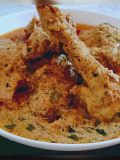 মোঘলাই মহারানি চিকেন (mughlai maharani chicken recipe in Bengali) রেসিপির প্রধান ছবি