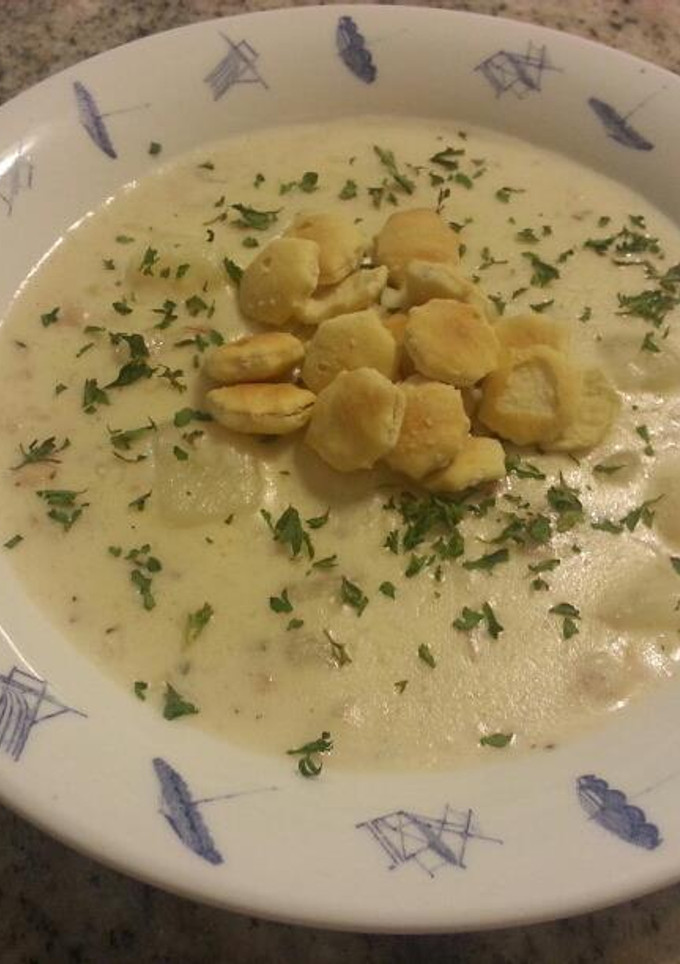 A picture of New England Clam Chowder.