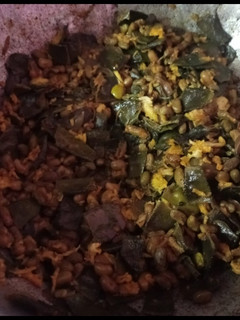 அவரைக்காய் மற்றும் தட்ட கொட்டை பொறியல்(avarakkai poriyal recipe in tamil) செய்முறை முக்கிய புகைப்படம்
