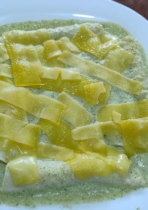 A picture of Enchiladas Suizas.