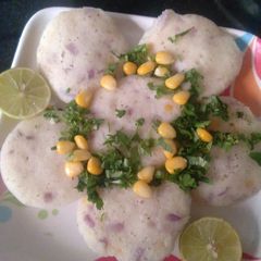 A picture of Idli...
