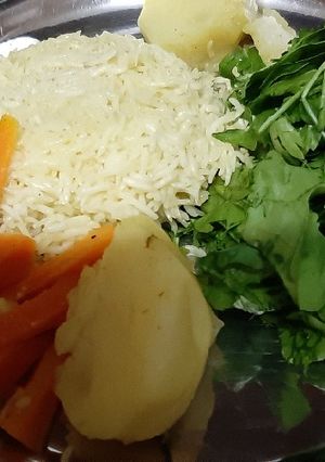 صورة لوصفة فراخ مشوية وشوربة فراخ ورز
