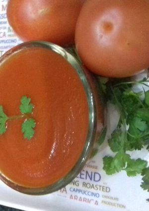 A picture of Tomato sauce (dip).