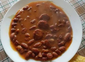 Foto principal de Potaje de alubias rojas