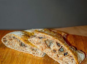 Foto di Focaccia 100% Integrale ALVEOLATA