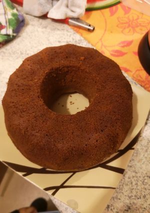 Una foto de Queque de manjar y naranja