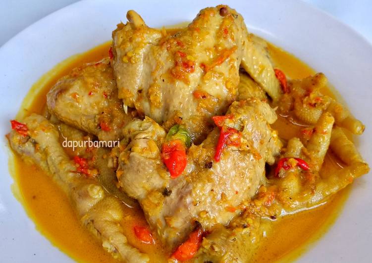 Kare Ayam Pedas