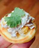 Blinis Topping Cá Ngừ Mayonaise Bắp Ngọt