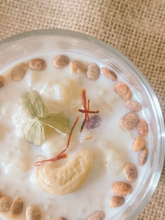 பிர்னி / அரிசி பாயாசம் செய்முறை முக்கிய புகைப்படம்