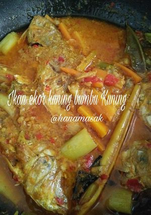 Foto resep Ikan Ekor Kuning bumbu Kuning